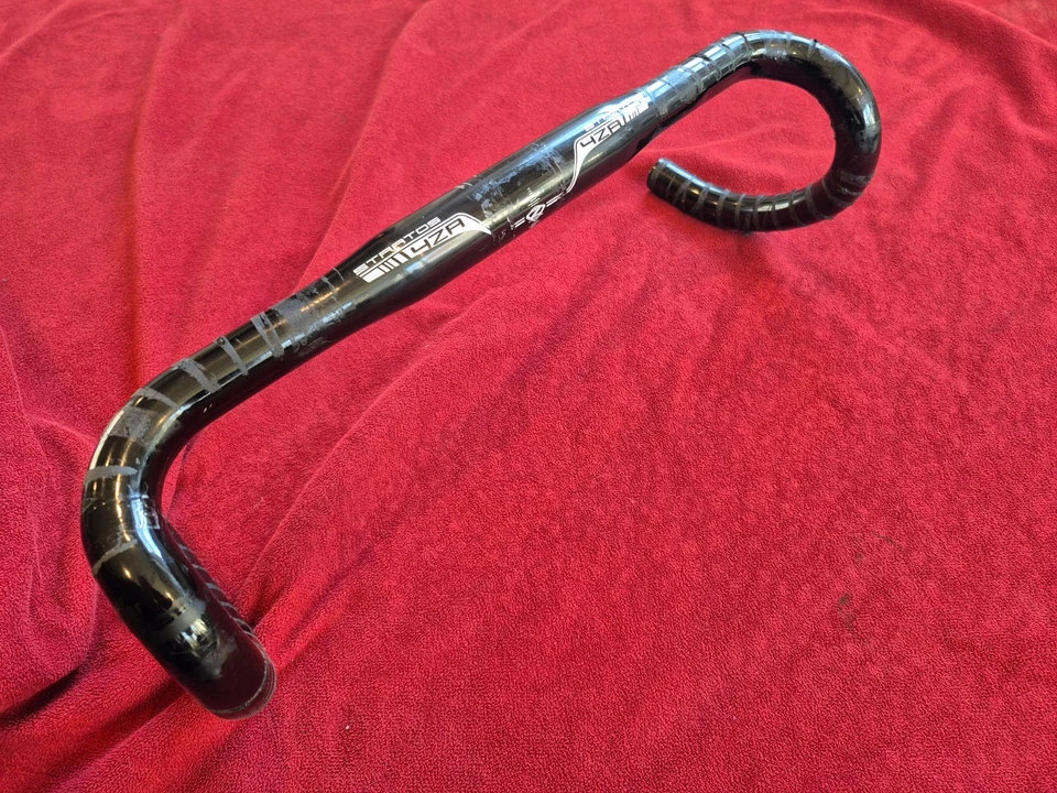 Manillar de carretera de aleación anatómica 4ZA STRATOS con 400 mm x 31,8 mm Foto 1 de 4