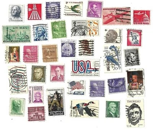 34 x UNITED STATES OF AMERICA USED POSTAGE STAMPS INCLUDING ONE JOHN F. KENNEDY - Picture 1 of 1