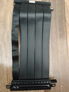 LIANLI Grafikkarte PCIE 4.0 Riser Verlängerungskabel für A4 H2O 21cm - Bild 1 von 5