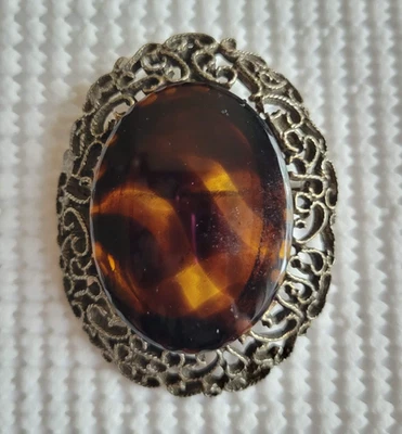 Broche colgante cabujón ámbar vidrio arte ojo tigre ovalado filigrana tono plateado Foto 1 de 4