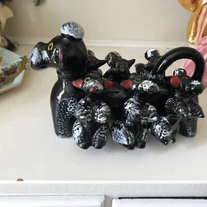 VTG REDWARE MOM POODLE & 6 PUPPIES 3 sets of SALT & PEPPER PUPS ON HER - Picture 1 of 7