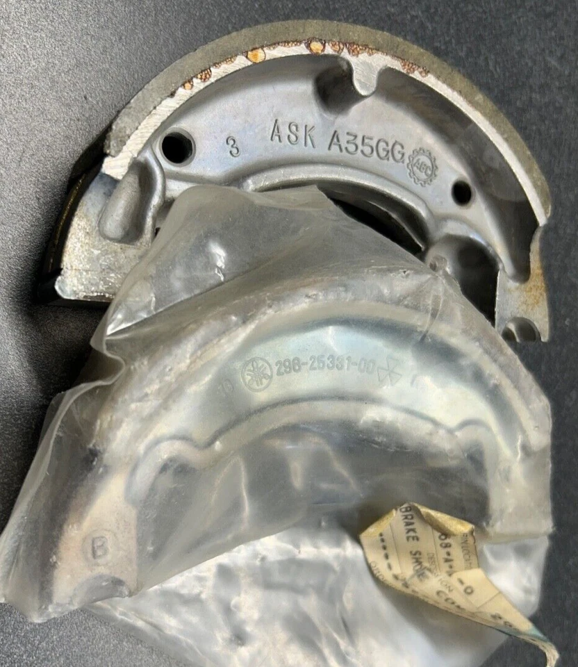 Juego de pastillas de freno Yamaha OEM NOS para ATV Raptor 80 Badger Omaha Grizzly 80 TTR125 Foto 1 de 2