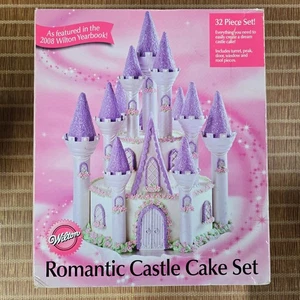 Wilton Romantic Castle Tortendekoration Set 32 Stück Komplettset - Open Box - Bild 1 von 5