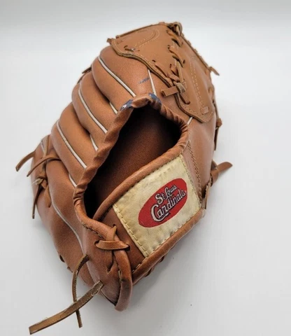 St Louis Cardinals Powerade/Wal-Mart 2605 Baseball Glove Right Hand Throw 1996 Cover