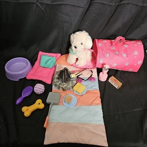 American Girl Accessories Mix Lot Campfire Sleeping Bag And Dog With Carry Case - Picture 1 of 10