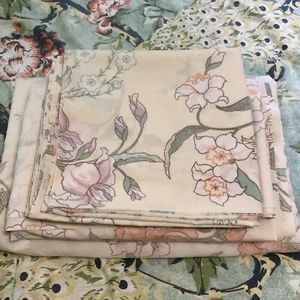 Vintage Wamsutta Ultracale King Sheet Set Ivory, Peach, Lavender, Pastel Floral - Picture 1 of 18