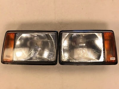 AUSTIN + MG METRO — LIGHT UNIT PAIR LHD — LUCAS LUB560 + LUB561 — 2 SCHEINWERFER - Bild 1 von 4