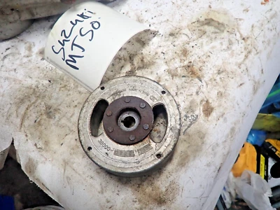 Suzuki MT50 MT 50 Tolva de Pista Magneto/Volante/Rotor Foto 1 de 4