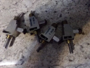 MAGIC CHEF GAS RANGE SET OF 4 TOP BURNER VALVES 74003924  FULLY TESTED - Picture 1 of 1