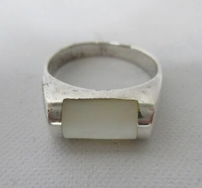 Vintage 925 Sterling Statement Ring Mother of Pearl Abalone Inlay Sz 8 Wt 4.57g - Image 1 of 4