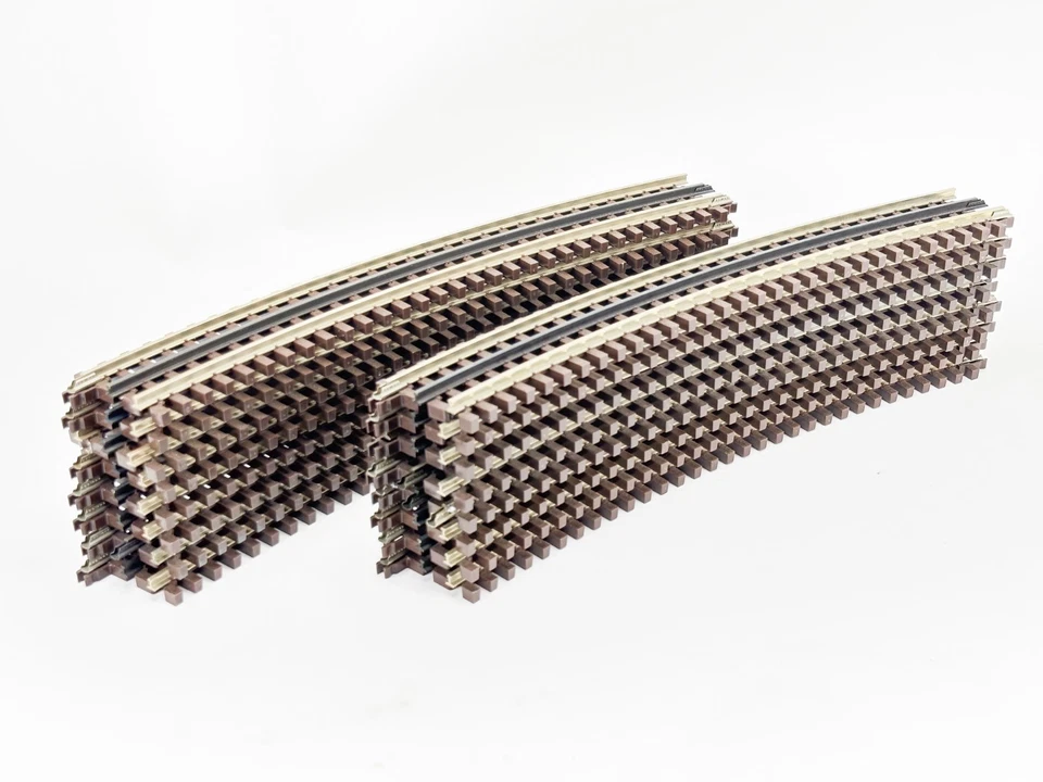 Atlas O72 3-Rail Full Curve Track – 16 Pieces (Complete Circle) - Image 1 of 2