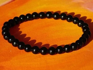 Pulsera de cuentas de piedras preciosas de 6 mm hecha a mano para hombre/dama - piedra de ágata negra natural. - Imagen 1 de 3