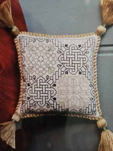 The Nostalgic Needle CELTIC PINCUSHION Blackwork Embroidery Pattern - Picture 1 of 3