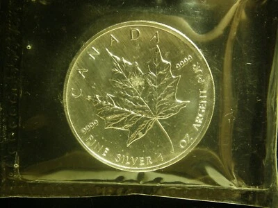 2006 Canada Silver Maple .9999 1 oz - Mint Sealed - Image 1 of 4