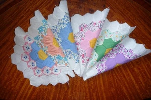 Antique Vintage Lot of 6 Mini Hand Sewn Grandmother’s Flower Garden Quilt Blocks - Picture 1 of 5