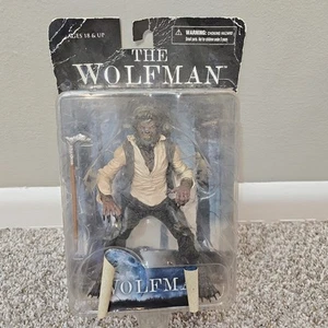 Mezco Toyz Universal Monsters The Wolfman Figure 2009 Damaged Box - Picture 1 of 10