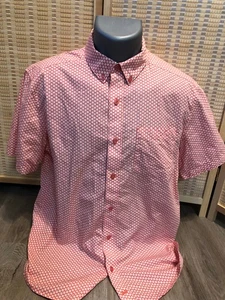 Johnston & Murphy Hawaiian Button Up Down Shirt Red with White Sea Shells Medium - Picture 1 of 9