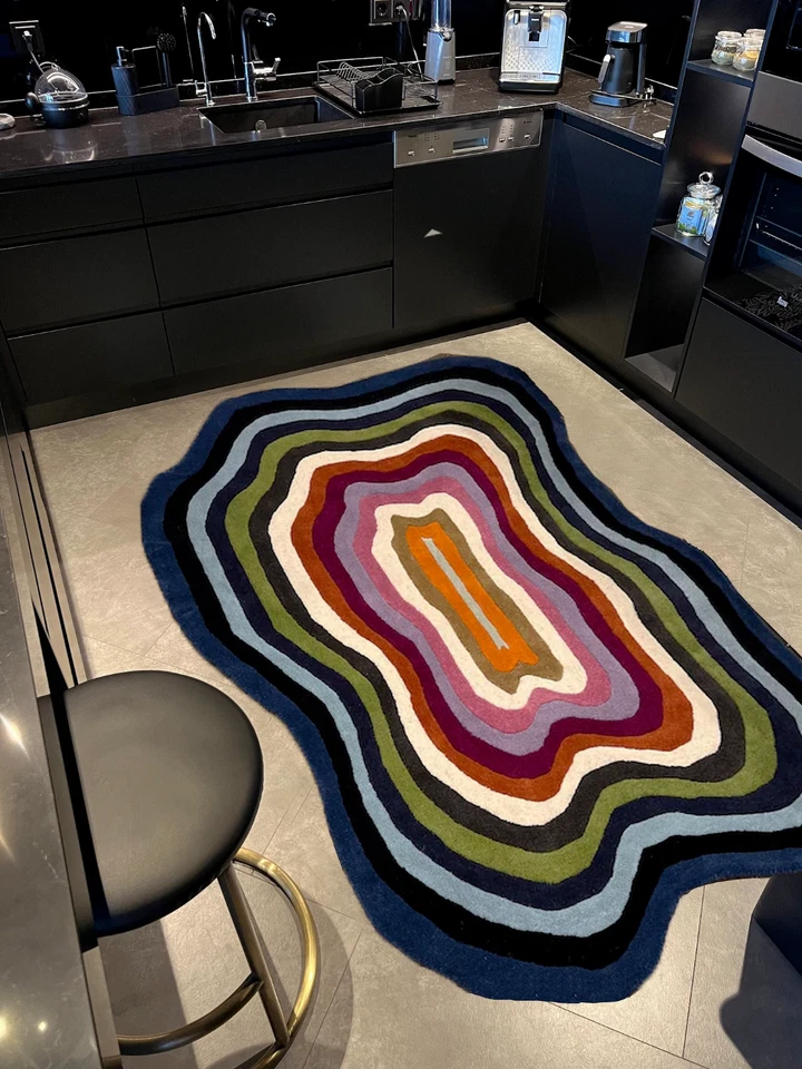 Tapete de área 100% lã tufado à mão listras ilusão multicolorido e formato irregular - Imagem 1 de 4