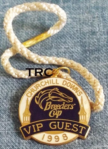 1998 CHURCHILL DOWNS BREEDERS CUP "V.I.P. GUEST" HORSE RACING LAPEL PIN - BADGE! Cover