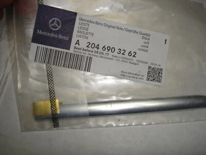 MERCEDES-BENZ CARROCERÍA GUARDABARROS LATERAL MOLDURA CROMO LADO DERECHO A 2046903262 - Imagen 1 de 3