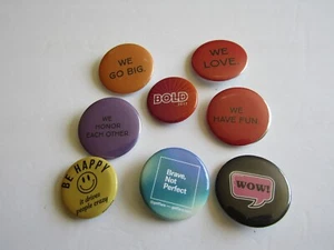 Lote de 8 botones motivacionales Pin Back - Imagen 1 de 1