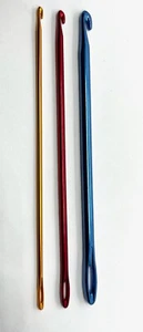 Set of 3 Aluminium Crochet Hooks with Needle Eyes Holes Knooking Hooks - Picture 1 of 3