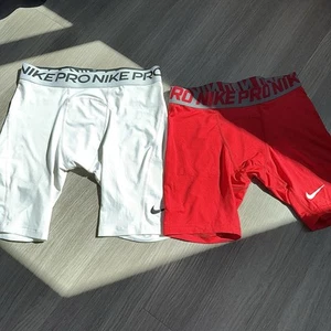 Preowned Nike Compression Shorts Underwear Size Youth Boys XL 28in - Picture 1 of 3