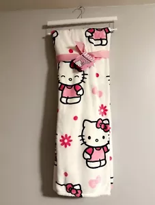 Hello Kitty Flower Daisy Bow Blanket Plush Throw Pink 60" x70" - Picture 1 of 2