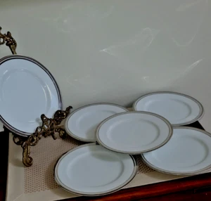 ROYAL DOULTON ENGLAND SIX PURE PLATINUM 2005 RD 7 5/8" SALAD PLATES-EXCELLENT - Picture 1 of 10