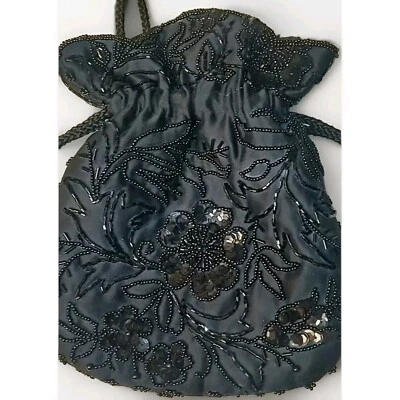 Bolsa formal de noite vintage Magid preta contas de vidro lantejoulas cetim cordão - Imagem 1 de 4