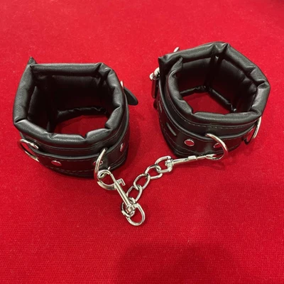 Rembourré PU Cuir Noir Manchettes Cheville Restraints BDSM Bondage Jouet Sexuel - Photo 1/4