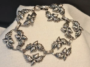 Rare 1950's Danecraft Sterling Silver Oak Leaf & Acorn Linked Repousse Bracelet - Picture 1 of 7