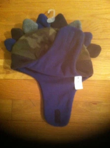 GAP BOYS PRO FLEECE CAMOUFLAGE DINOSAUR HAT $14.95 XS/S BNWT - Picture 1 of 1