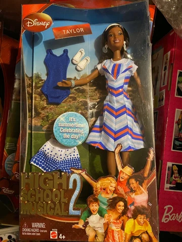 NEW Disney 2007 High School Musical 2 Taylor Doll New in Box Mattel NRFB NIB Cover