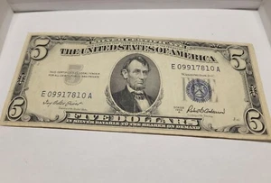 1953 A BLUE SEAL SILVER CIRTIFICATE FIVE DOLLAR $5 DOLLAR BILL  - Picture 1 of 2