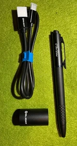 Linterna LED recargable OLIGHT O'Pen Glow EDC con haz verde - Imagen 1 de 4