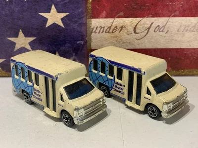 MATCHBOX CHEVY TRANSPORT BUS X2. TAN/METRO MOTEL SHUTTLE LOOSE - Image 1 of 4