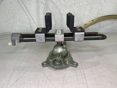 Tornillo multiángulo Panavise ligero con base giratoria excelente estado Foto 1 de 4