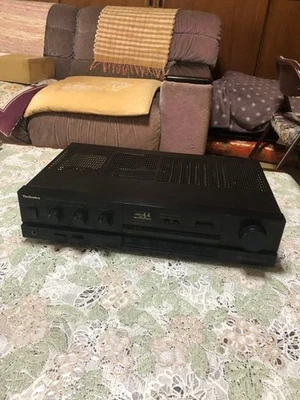 TECHNICS SU-V40 Integrated Amplifier Class AA Phono CD Direct Vintage Stereo - Image 1 of 4