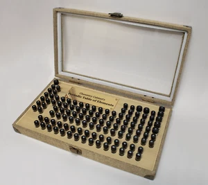 Periodic Table Of Elements with Real Elements! Interactive Chemistry Set - Picture 1 of 5