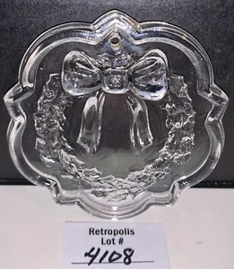 Vintage Crystal Fostoria Wreath Christmas Ornament - Picture 1 of 13