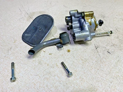 1992 HONDA SHADOW 1100 ENGINE OIL PUMP - Image 1 of 4