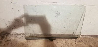 AUSTIN FARINA A40 MK1 & 2 N/S FRONT DOOR DROP GLASS PASSENGER - Image 1 of 4