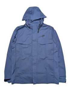 Nike Sportswear Jacke Herren mittelblau Standard Fit M65 Kapuze Essentials - Bild 1 von 12