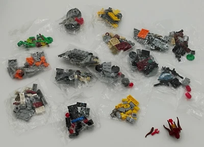 Lot of 16 Lego Advent Calendar Miniature Build Sets - Image 1 of 4