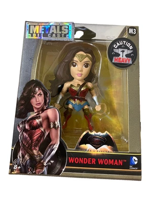 Figura Jada Toys Metals Heavy Batman V Superman 4" DieCast Wonder Woman Foto 1 de 4