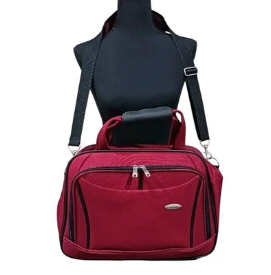 Samsonite 1910 Padded Softcase Carry-On Laptop Bag 17" Strap Red - Image 1 of 4