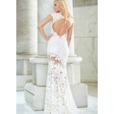 Jovani 21226A Vestidos de graduación largos Talla 2 Foto 1 de 4