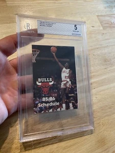 Michael Jordan Rookie BGS 5 Chicago Bulls 1985 Pocket Schedule Last Dance RARE - Picture 1 of 12