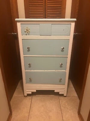 Окрашенный синий и белый деревянный комод для одежды, идеальный товар для переделки! - Изображение 1 из 4